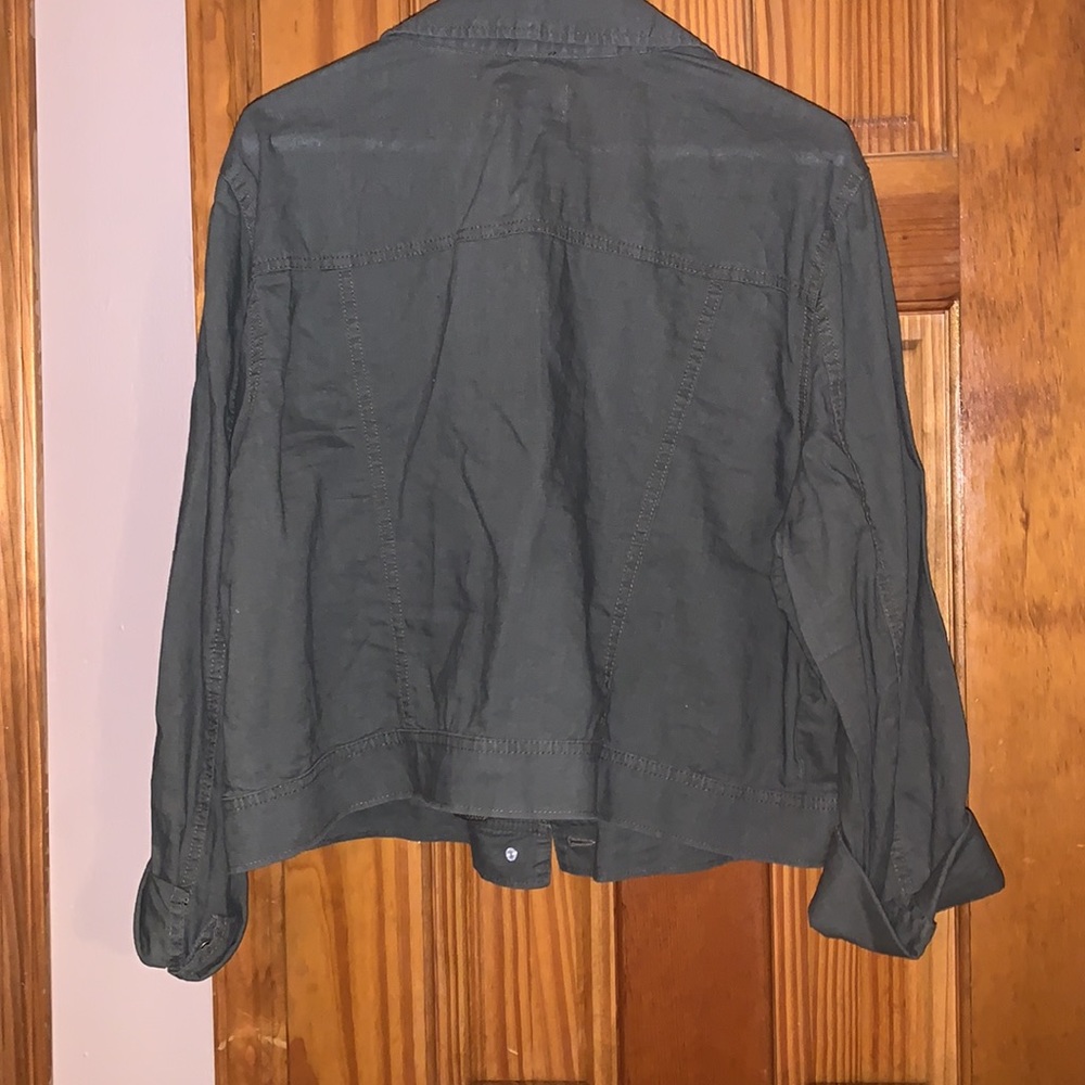 Loft Jacket - Picture 6 of 6